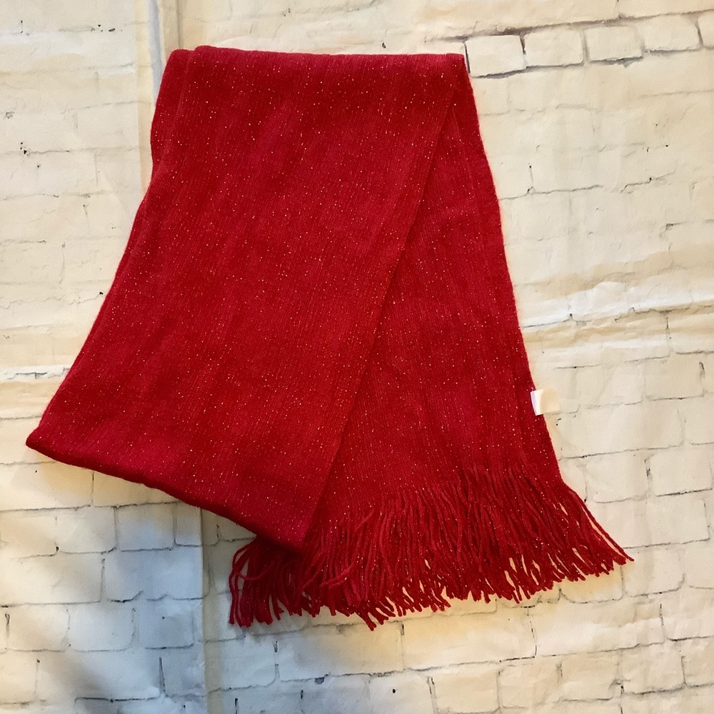 Women’s red scarf GUC 68x9